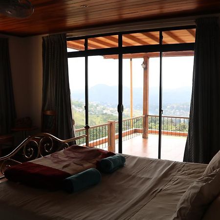 Appartamento Haven Upon Hills Kandy Esterno foto